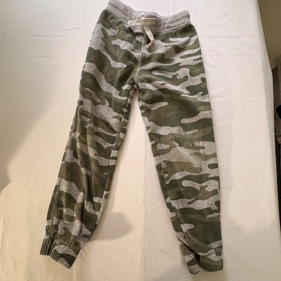 Carter's Kids Sweat Pants Camouflage Drawstring Elastic Waist & Cuffs Boys 4/5 M - Picture 1 of 8